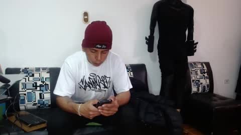 black_hot26 online show from September 15, 2025, 4:07 pm