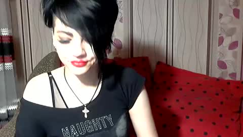 black_hot_01 online show from December 23, 2024, 11:39 pm