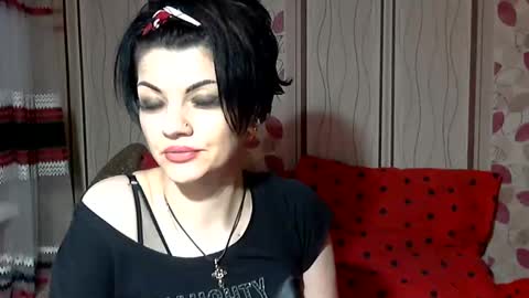 black_hot_01 online show from January 15, 2025, 2:02 pm