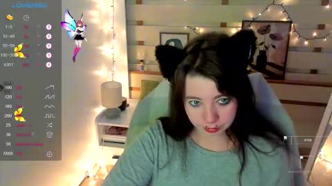  Black Kittie    Wednesday - 1300 - 1900 GMT help me get 100 thumbs up online show from October 4, 2025, 6:11 am