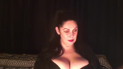 Sarah online show from October 10, 2025, 10:09 pm