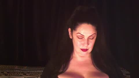 Sarah online show from October 11, 2025, 10:52 pm