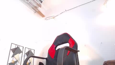 Snapshot of black_raiden chatting on October 13, 2025, 12:32 am black raiden online show from October 13, 2025, 12:32 am