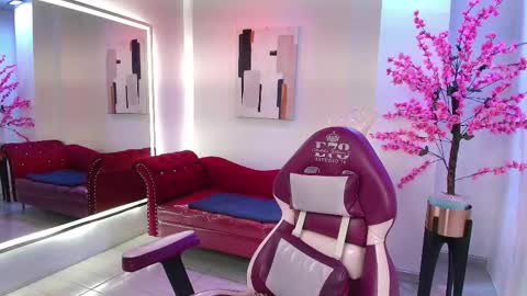 Snapshot of black_roseee chatting on October 25, 2025, 3:36 am Rousse  online show from October 25, 2025, 3:36 am