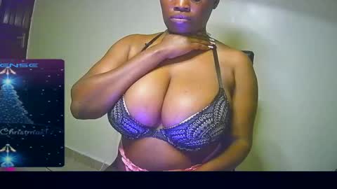 Snapshot of black_sexyfish chatting on December 1, 2024, 11:47 pm black_sexyfish online show from December 1, 2024, 11:47 pm