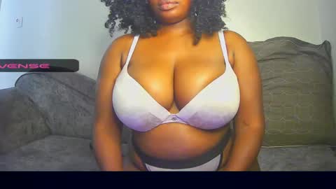 Snapshot of black_sexyfish chatting on December 22, 2024, 1:44 pm black_sexyfish online show from December 22, 2024, 1:44 pm