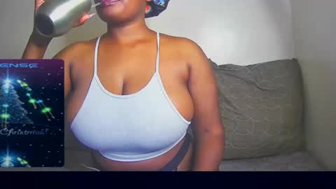 Snapshot of black_sexyfish chatting on January 5, 2025, 9:25 pm black_sexyfish online show from January 5, 2025, 9:25 pm