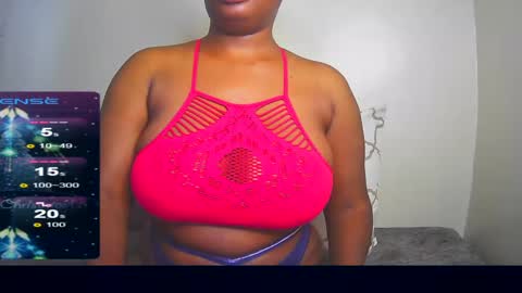 Snapshot of black_sexyfish chatting on January 13, 2025, 10:14 am black_sexyfish online show from January 13, 2025, 10:14 am