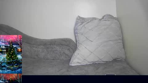 Snapshot of black_sexyfish chatting on February 7, 2025, 10:40 am black_sexyfish online show from February 7, 2025, 10:40 am