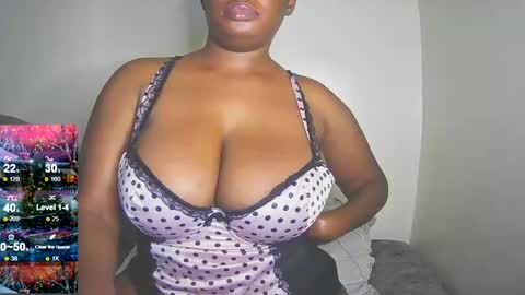 Snapshot of black_sexyfish chatting on February 10, 2025, 11:04 am black_sexyfish online show from February 10, 2025, 11:04 am