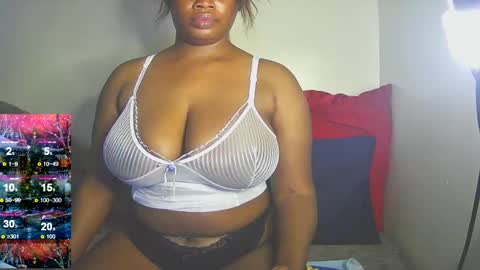 Snapshot of black_sexyfish chatting on February 18, 2025, 5:20 am black_sexyfish online show from February 18, 2025, 5:20 am