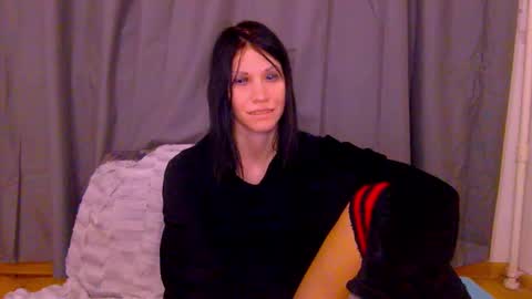 Kristin online show from February 25, 2026, 6:39 pm