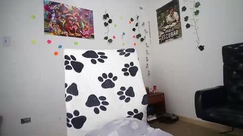 Snapshot of black_tentationx chatting on February 25, 2025, 8:36 am black_tentationx online show from February 25, 2025, 8:36 am