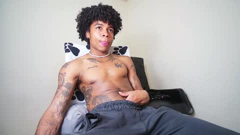 Snapshot of black_tentationx chatting on March 5, 2025, 3:18 am black_tentationx online show from March 5, 2025, 3:18 am