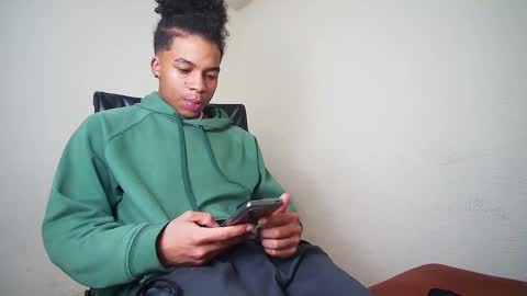 Snapshot of black_tentationx chatting on March 9, 2025, 4:27 am black_tentationx online show from March 9, 2025, 4:27 am