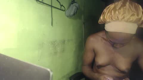 Snapshot of blackasiancockts chatting on September 30, 2025, 2:05 am Crystal online show from September 30, 2025, 2:05 am