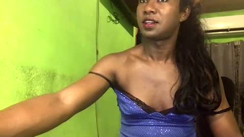 Crystal online show from November 14, 2025, 3:16 am