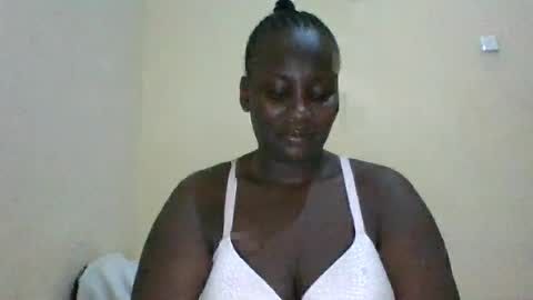 Snapshot of blackbeauty002 chatting on June 19, 2026, 3:00 am PACIFICA online show from June 19, 2026, 3:00 am