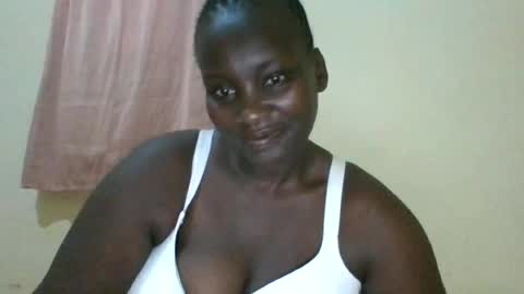Snapshot of blackbeauty002 chatting on June 22, 2026, 9:39 am PACIFICA online show from June 22, 2026, 9:39 am