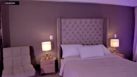 Inst  Blackcybergirl online show from October 25, 2025, 12:02 pm