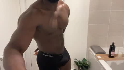 Snapshot of blackdaddygemini chatting on May 5, 2026, 9:01 pm Blackgeminidude online show from May 5, 2026, 9:01 pm