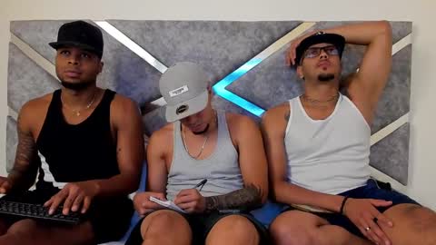 Snapshot of blackdreams1__ chatting on December 27, 2024, 8:28 pm Black Dreams online show from December 27, 2024, 8:28 pm