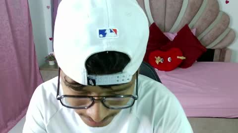 Snapshot of blackfox_desire chatting on May 8, 2026, 6:35 pm mateo online show from May 8, 2026, 6:35 pm