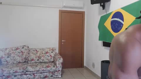 Snapshot of blackkiss_sweet chatting on October 22, 2025, 4:07 pm blackkiss_sweet online show from October 22, 2025, 4:07 pm