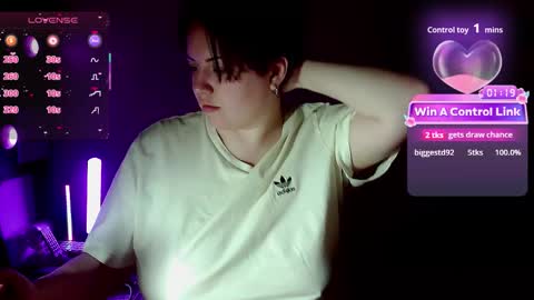 BlackkVelvet online show from December 20, 2025, 11:01 pm