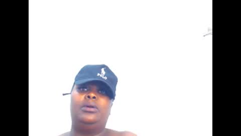 Snapshot of blackladyqx chatting on September 15, 2025, 11:05 pm blackladyqx online show from September 15, 2025, 11:05 pm