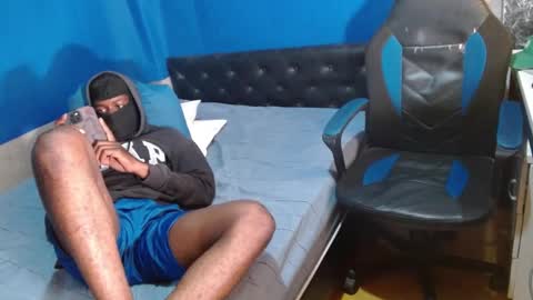 You little boy online show from February 25, 2025, 11:19 am