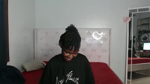 Cleo online show from October 4, 2025, 2:09 am