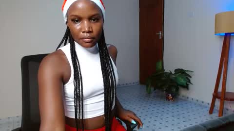 Smiley sylivia online show from December 15, 2024, 11:34 am