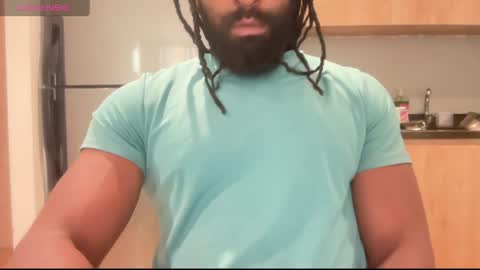 Snapshot of blackmuscles77 chatting on April 8, 2026, 10:10 pm blackmuscles77 online show from April 8, 2026, 10:10 pm