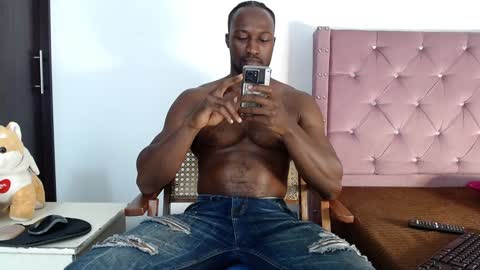 Snapshot of blacknikes chatting on December 25, 2024, 2:46 am Twtter 1MikeBeckford Onlyfns beckfordmike online show from December 25, 2024, 2:46 am