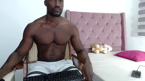 Snapshot of blacknikes chatting on February 4, 2025, 9:07 am Twtter 1MikeBeckford Onlyfns beckfordmike online show from February 4, 2025, 9:07 am