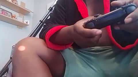 blacknwhitexxxx online show from May 27, 2026, 5:15 am