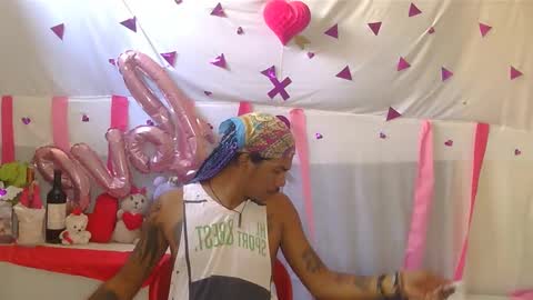 Snapshot of blackphylosofy chatting on February 13, 2025, 7:21 pm i am D.L online show from February 13, 2025, 7:21 pm