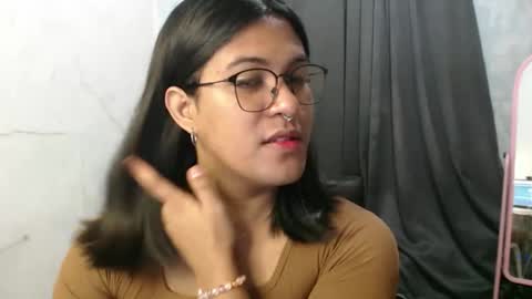 Snapshot of blackpinayts chatting on September 28, 2025, 6:24 pm Ellez online show from September 28, 2025, 6:24 pm