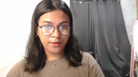 Snapshot of blackpinayts chatting on October 25, 2025, 3:51 pm Ellez online show from October 25, 2025, 3:51 pm