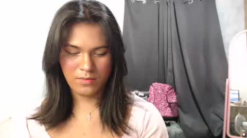 Ellez online show from October 30, 2025, 4:30 pm