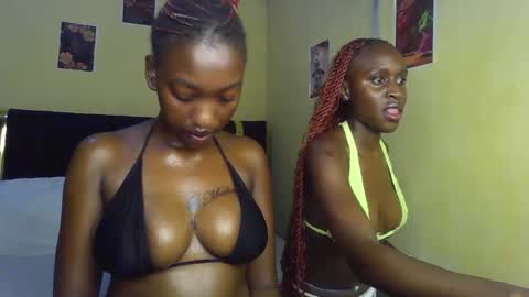 Snapshot of blackqueen2030 chatting on March 16, 2026, 5:50 pm blackqueen2030 online show from March 16, 2026, 5:50 pm