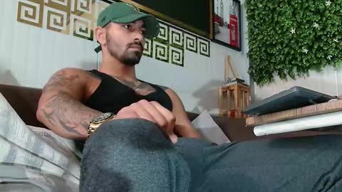 BLACKREIGNX online show from February 4, 2026, 5:41 pm