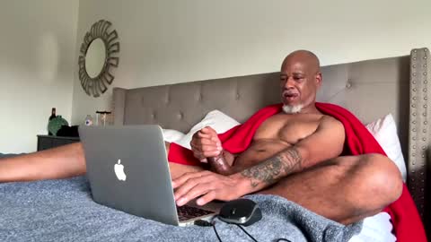 ebony online show from February 6, 2025, 4:58 pm