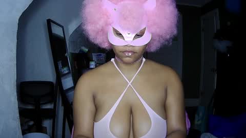 Snapshot of blacksirenqueen chatting on December 15, 2024, 3:56 am Queen Siren online show from December 15, 2024, 3:56 am