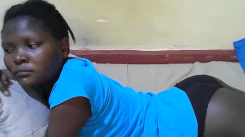 Snapshot of blackslim_girl2 chatting on October 14, 2025, 9:26 pm blackslim_girl2 online show from October 14, 2025, 9:26 pm