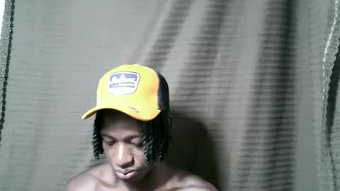 blacktwinkl online show from May 19, 2026, 3:02 am