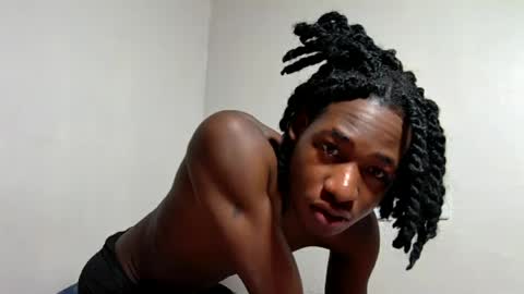 blacktwinkl online show from June 15, 2026, 1:02 pm
