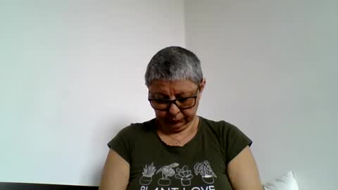 Snapshot of blackwidow05 chatting on April 29, 2026, 10:08 am Black Widow online show from April 29, 2026, 10:08 am