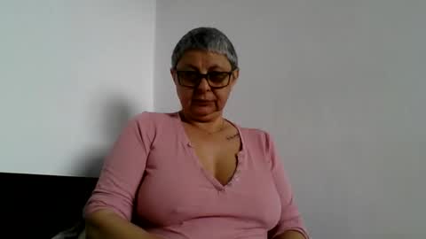 Snapshot of blackwidow05 chatting on May 10, 2026, 10:20 am Black Widow online show from May 10, 2026, 10:20 am